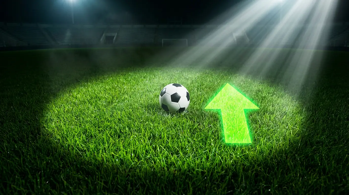Freccia verde verso l'alto accanto a un pallone da calcio che simboleggia le quote maggiorate